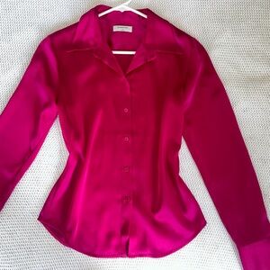 Aritzia Babaton Fuchsia Satin Blouse